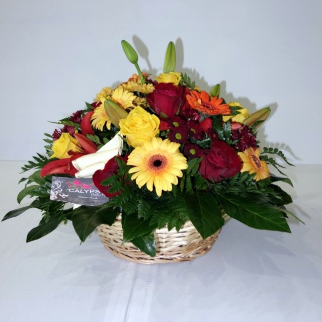 PANIER DE FLEURS COLORÉ - Livraison Toulouse - Calypso Fleurs