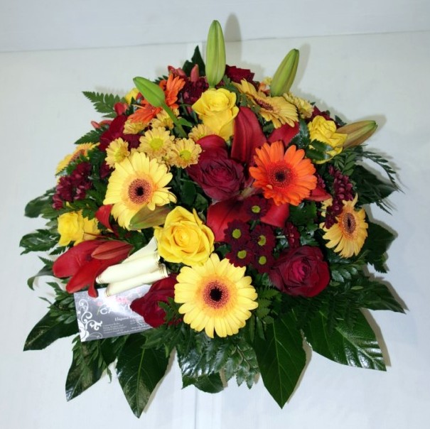 Panier de fleurs deuil coloré